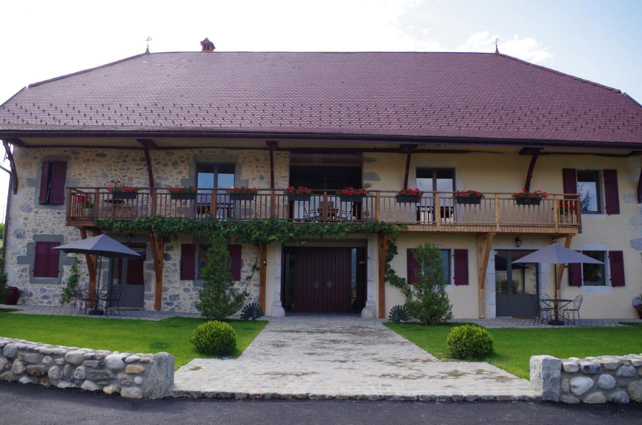 Bed and Breakfast Le Paon Bleu Annecy Poisy Esterno foto