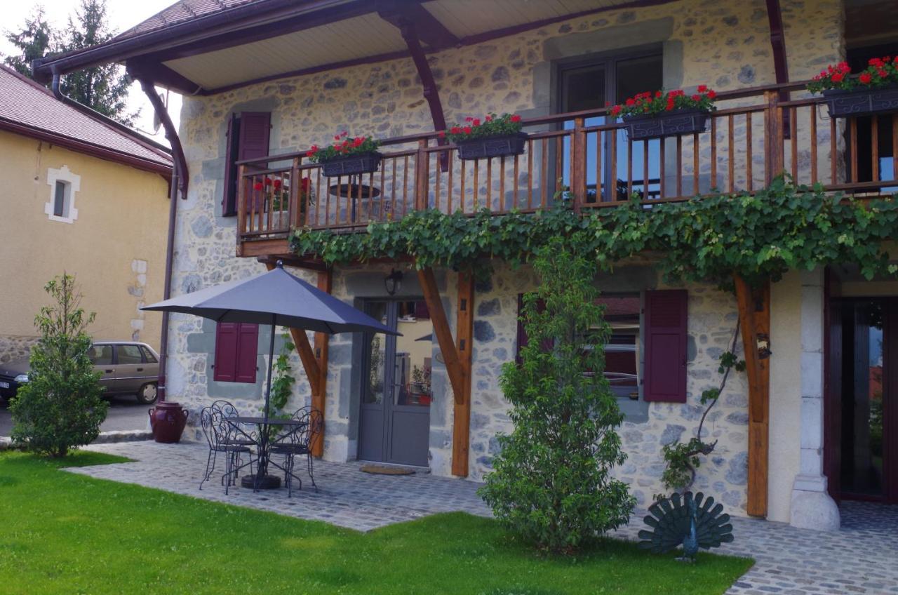 Bed and Breakfast Le Paon Bleu Annecy Poisy Esterno foto