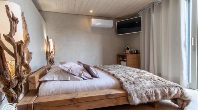 Bed and Breakfast Le Paon Bleu Annecy Poisy Esterno foto