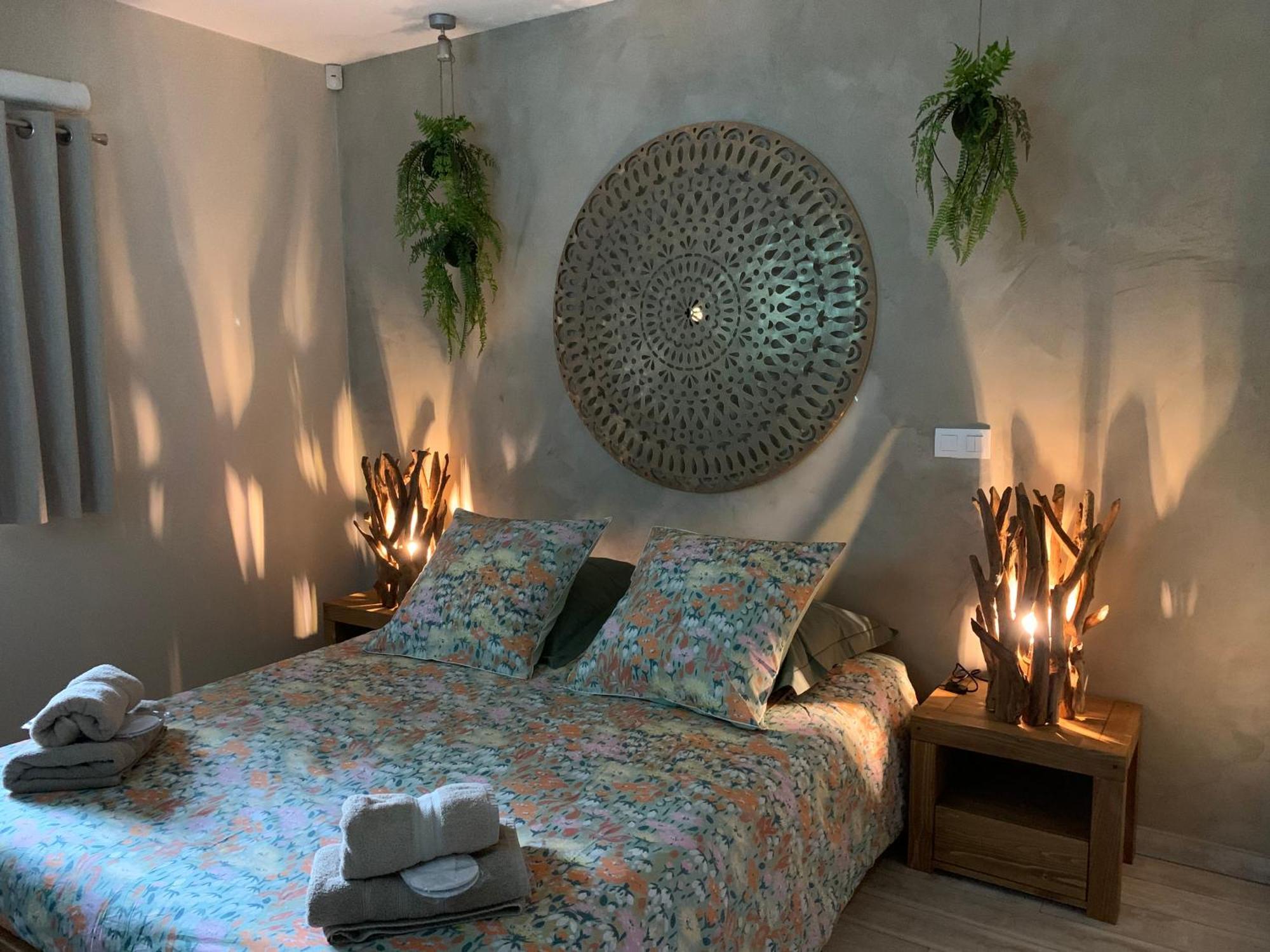 Bed and Breakfast Le Paon Bleu Annecy Poisy Esterno foto